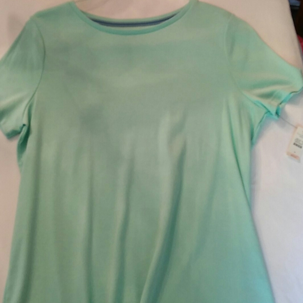 Short sleeve top